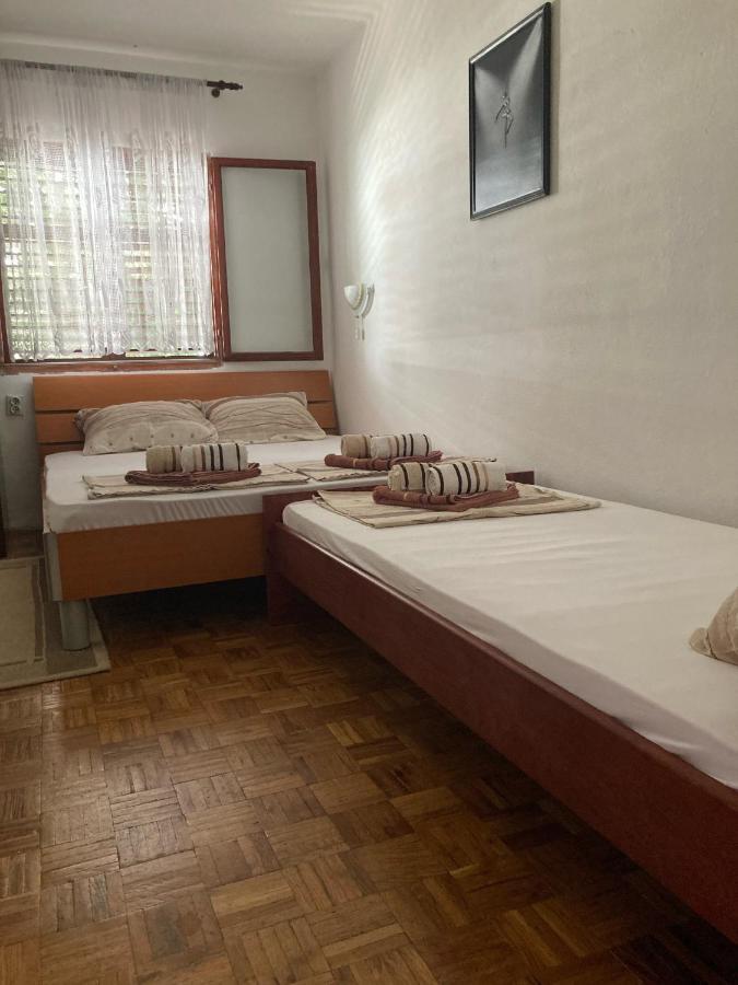 Apartments Aleksic Sutomore Exterior photo